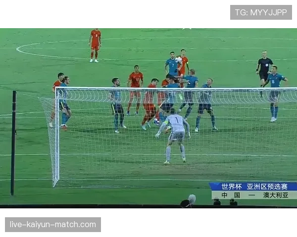 门前冲撞到底算犯规还是合理身体对抗？规则怎么界定？